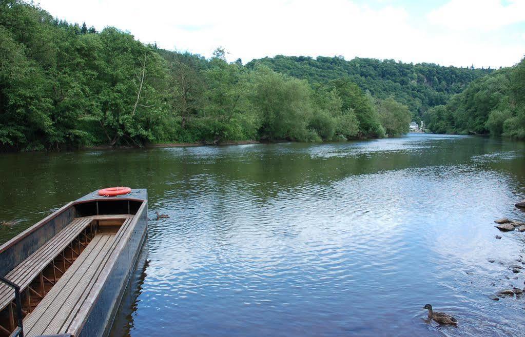 Ye Old Ferrie Inn Symonds Yat Eksteriør billede